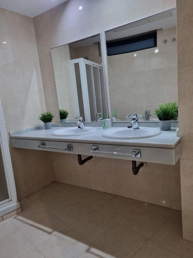 San Bernardo Family Apartment 塞维利亚 外观 照片