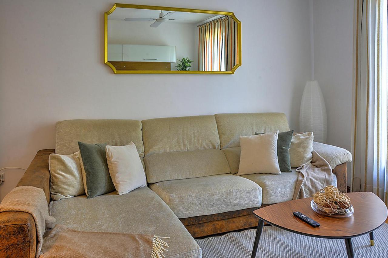 San Bernardo Family Apartment 塞维利亚 外观 照片