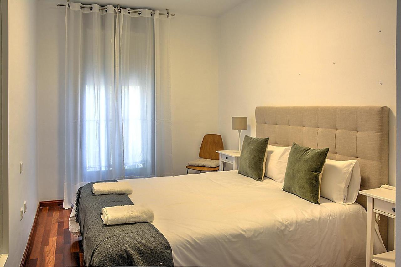 San Bernardo Family Apartment 塞维利亚 外观 照片